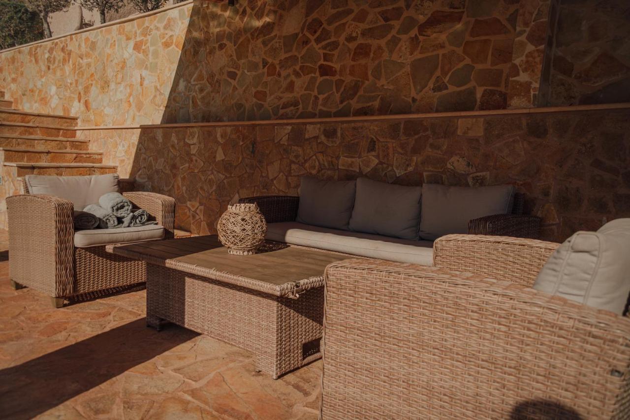 Pool And Sea View Apartments Agia Marina  Bagian luar foto